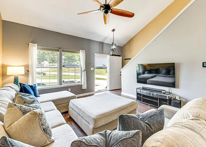 4 Mi To Fsu: Family W/ Pool & Yard 75-inch Tv Tallahassee