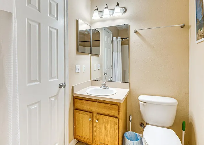 4 Mi To Fsu: Family W/ Pool & Yard 75-inch Tv Сasa de vacaciones Tallahassee